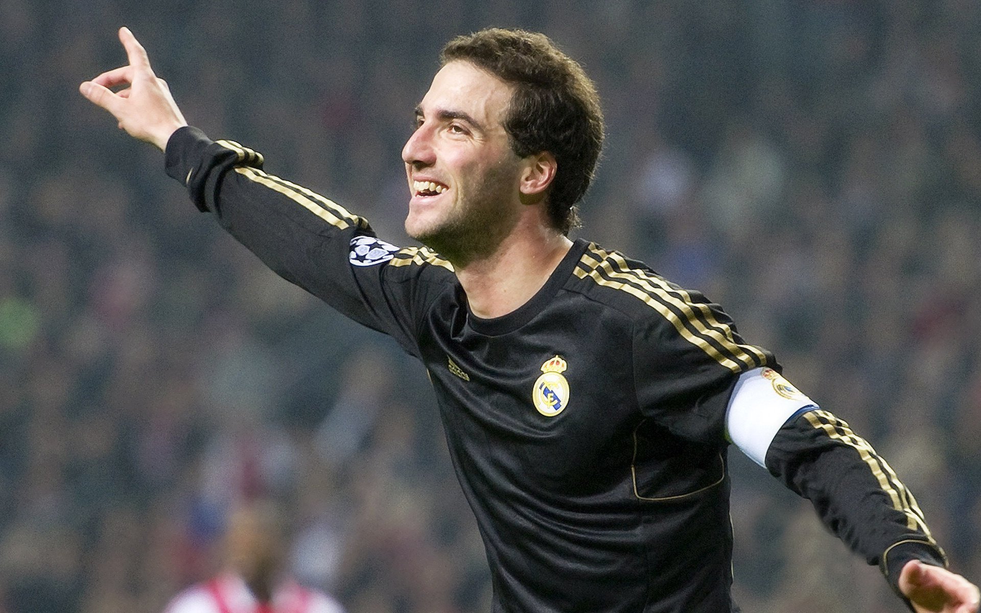 开云官方网站-北京国安防线组织更加严密，北京国安重要新闻